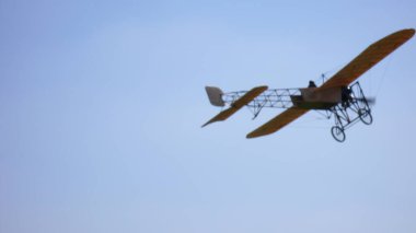Bleriot XI Motorflugzeug In Air August Euler Flugplatz Griesheim . Yüksek kalite fotoğraf
