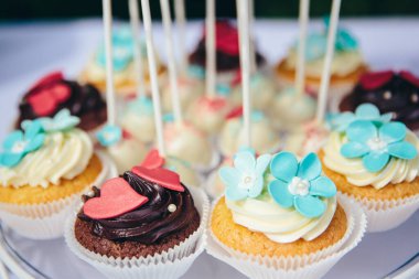 Düğün pastası, lezzetli yemek seremonisi. Yüksek kalite fotoğraf