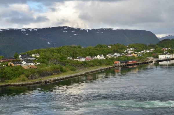 Vue Sur Port Norvégien Navire Croisière Scandinavia Beauté Photo Haute — Photo