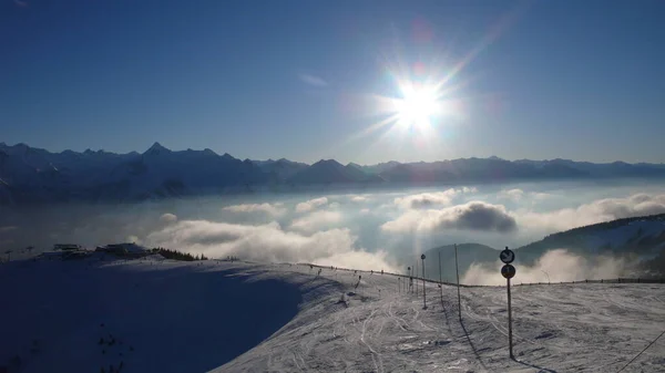 Kaprun Austria Esquí Wintersport Alpes European Blue Sky Sunny Foto — Foto de Stock