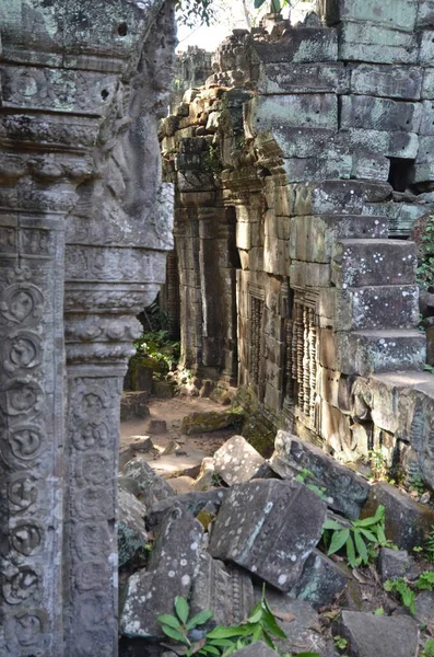 吴哥窟柬埔寨摧毁了具有历史意义的高棉寺 高质量的照片 — 图库照片