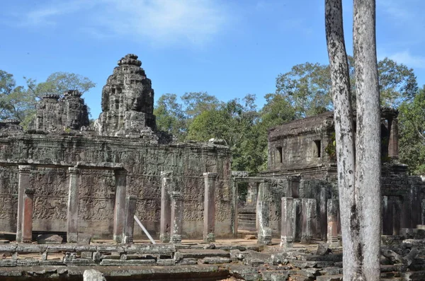 Angkor Wat Kamboçya Tarihi Khmer Tapınağını Mahvediyor Yüksek Kalite Fotoğraf — Stok fotoğraf
