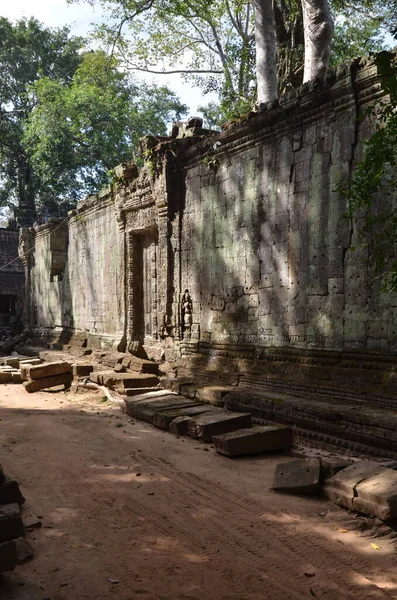 Angkor Wat Kamboçya Tarihi Khmer Tapınağını Mahvediyor Yüksek Kalite Fotoğraf — Stok fotoğraf