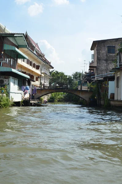 Bangkok Domy Kanał Kolorowe Wody Rzeki Azjatyckiej Kultury Wysokiej Jakości — Zdjęcie stockowe