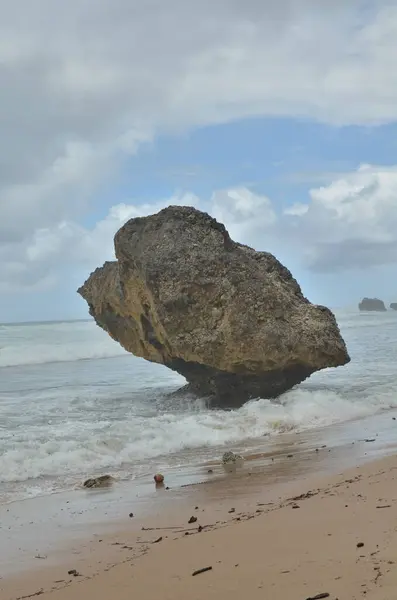 Single Rock Barbados Coast Beaches Rocks Beautiful Caribbean Lagoon High — Stock Photo, Image