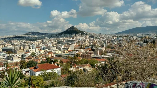 Atina Areopag Yunan panorama Mavi Gökyüzü bulutları. Yüksek kalite fotoğraf