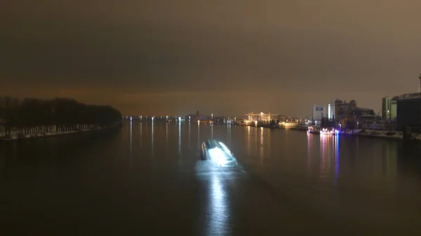 Ночью Германии Течет Река Рейн Высокое Качество Фото — стоковое фото