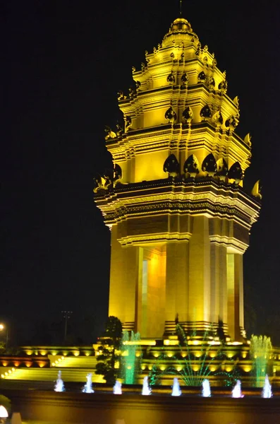 Monumento Independência Phnom Penh Camboja Noite Ásia Foto Alta Qualidade — Fotografia de Stock
