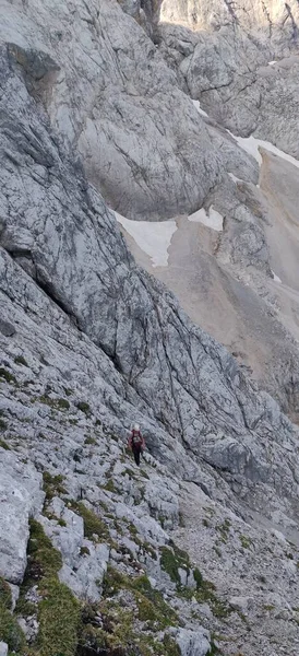 登山ZugspitzeルートEisenzeitノースフェイスの古典的な 高品質の写真 — ストック写真