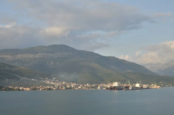 Czarnogóra Wybrzeże Kotor Widoki Morze Śródziemne Tle Wysokiej Jakości Zdjęcie — Zdjęcie stockowe