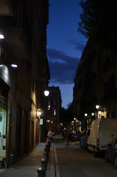 Barcelonas Straßen Der Nacht Zeigen Die Architektur Spaniens Hochwertiges Foto — Stockfoto