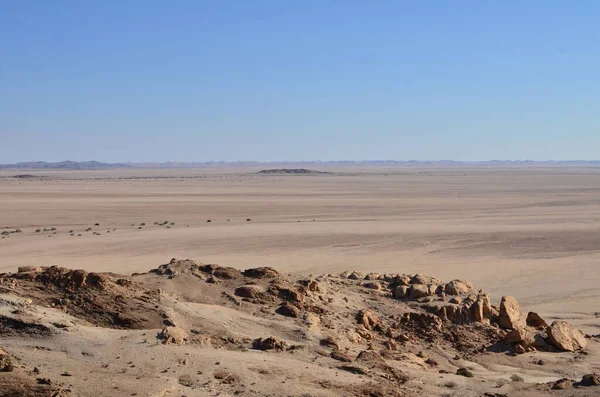 Mirabib Solitario Paisaje Granit Rock Desierto Panorama Amanecer Foto Alta —  Fotos de Stock