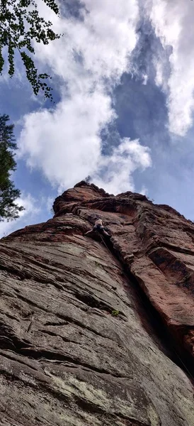 Platin Orman Almanya Sında Kum Taşı Çatlağı Tırmanıyor Yüksek Kalite — Stok fotoğraf