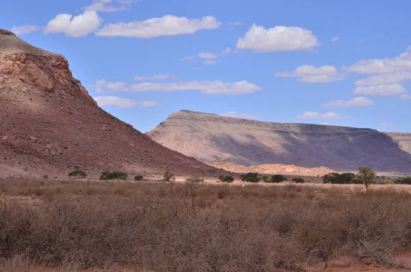 蓝天达摩拉尔和非洲南部的风景 高质量的照片 — 图库照片