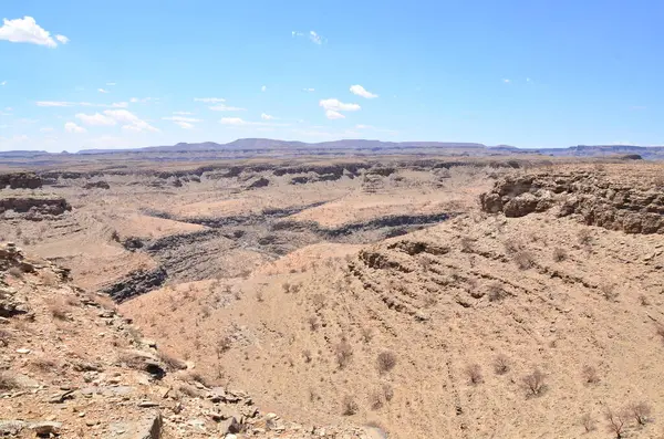 Aus dağlarının manzarası, Namibya, Afrika 4x4. Yüksek kalite fotoğraf