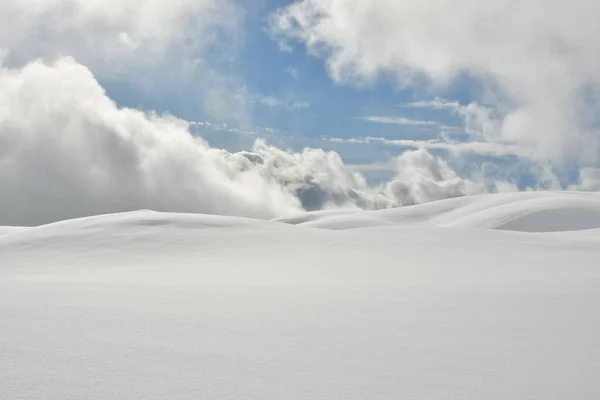 Wolken Sneeuw Achtergrond Textuur Noordse Scandinavië Hoge Kwaliteit Foto — Stockfoto