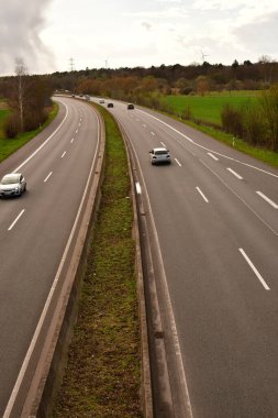 Otoyol trafiği, Alman Otobanı, hızlı ulaşım lojistiği. Yüksek kalite fotoğraf