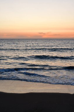 Kalymnos 'taki plajda gün batımı. Avrupa' nın mavi saati. Yüksek kalite fotoğraf