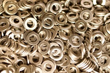 Yıkama arka planındaki metal donanım rengini parlatıyor. Yüksek kalite fotoğraf