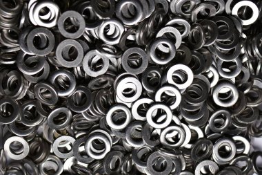 Yıkama arka planındaki metal donanım rengini parlatıyor. Yüksek kalite fotoğraf