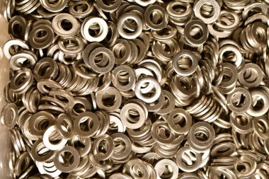 Yıkama arka planındaki metal donanım rengini parlatıyor. Yüksek kalite fotoğraf