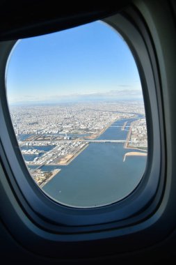 Uçak Jet Motor Kanadı 'ndan Tokyo Bölgesi' ne. Yüksek kalite fotoğraf