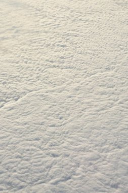 Gökyüzünden gelen bulutlardan oluşan bir halı. Yüksek kalite fotoğraf
