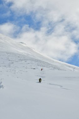 Kayak dağı. Biei Fuji Hokkaido Japonya Mavi Gökyüzü. Yüksek kalite fotoğraf