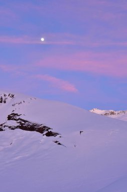 Andermatt Kış Ayı yakınlarındaki İsviçre Alp Dağları 'ndaki Vermigel Kulübesi' nde. Yüksek kalite fotoğraf