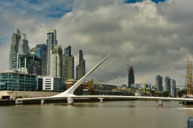 Buenos Aires Köprüsü Arjantin Limanı simgesi. Yüksek kalite fotoğraf