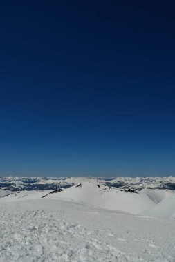Volkan zirvesinden And Dağı Panoraması. Yüksek kalite fotoğraf