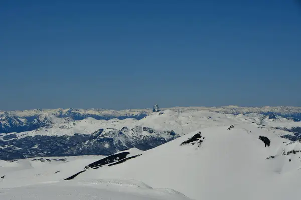 Volkan zirvesinden And Dağı Panoraması. Yüksek kalite fotoğraf