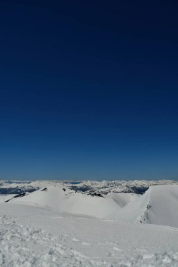 Volkan zirvesinden And Dağı Panoraması. Yüksek kalite fotoğraf