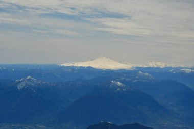 Villarrica Vulcano 'dan Patagonya Şili kayağı görüntüsü. Yüksek kalite fotoğraf