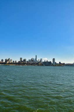 Bay Ferry Skyline feribot manzaralı New York şehri. Yüksek kalite fotoğraf