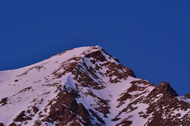 Dağ Panorama kuehtai austria Kış Kayağı mavi gökyüzü. Yüksek kalite fotoğraf