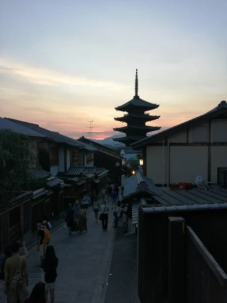 Tokyo geleneksel Japon Tapınağı