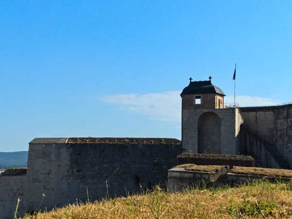 2022年8月 贝桑松 参观沃班建造的宏伟的贝桑松城堡 — 图库照片