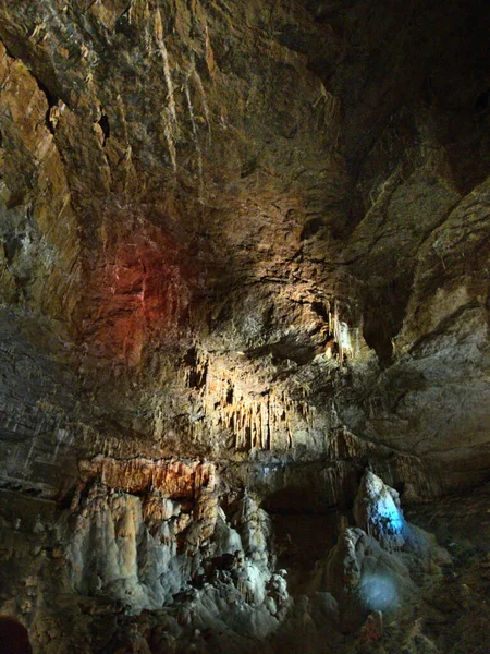 Etalans Francie 2022 Návštěva Velkolepého Gouffre Poudrey 70M Podzemí Největší — Stock fotografie
