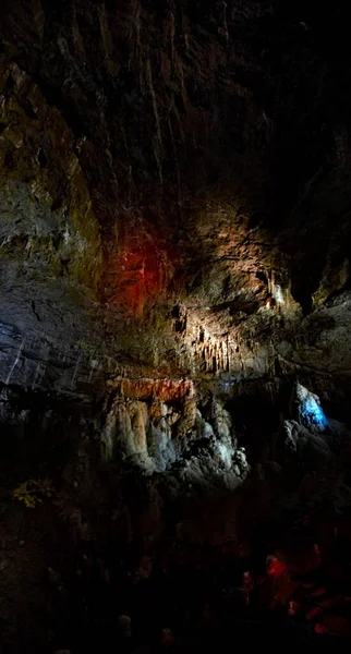 Etalans Francie 2022 Návštěva Velkolepého Gouffre Poudrey 70M Podzemí Největší — Stock fotografie