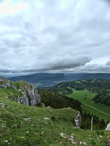 Suchet Suíça Maio 2022 Caminhadas Até Montanha Suchet 1587 Nas — Fotografia de Stock