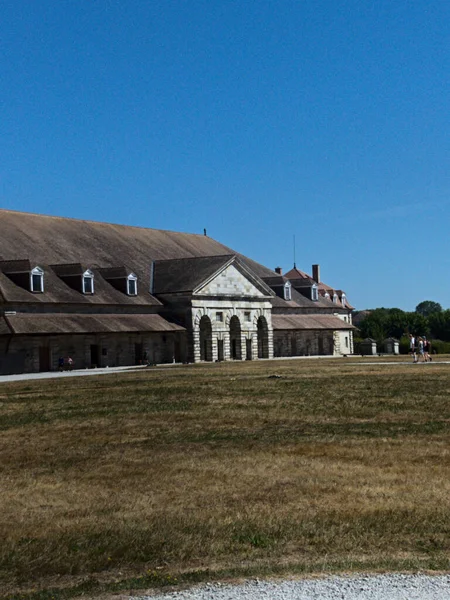 Arc Senans Γαλλία 2022 Επισκεφθείτε Μεγαλοπρεπές Βασιλικό Αλάτι Που Χτίστηκε — Φωτογραφία Αρχείου