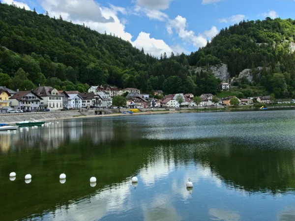 Lac Joux Ελβετία Μάιος 2022 Πεζοπορία Στο Πανέμορφο Lac Joux — Φωτογραφία Αρχείου