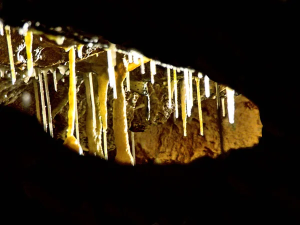 2022年5月 参观瑞士Vallorbe美丽的洞穴 — 图库照片