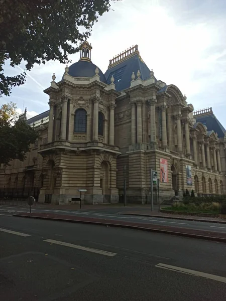 2022年10月リール フランダースの首都リールの建物の壮大なファサード 歴史的建造物 美術館 — ストック写真