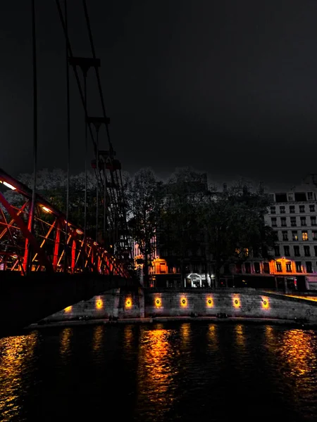 法国里昂 2022年4月16日 通过河上大桥发现里昂市 — 图库照片