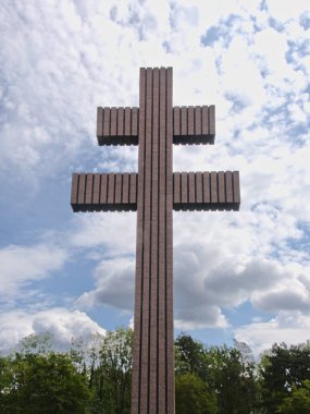 Colombey-les-Deux-eglises, Ağustos 2022 - General De Gaulle Anıtı 'nın ziyareti - Lorraine Haçı üzerine görüş