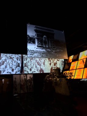 Colombey-les-Deux-eglises, Ağustos 2022 - General De Gaulle Anıtı 'nın ziyareti