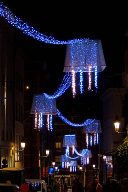 Bruxelles, Aralık 2021: Kutlama sezonunda Belçika 'nın güzel Bruxelles şehrini ziyaret edin