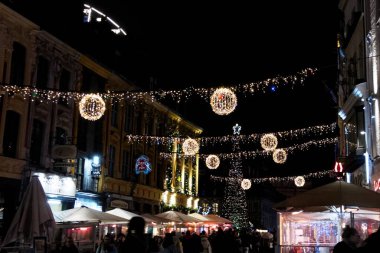 Lille, Aralık 2021: Fransa 'nın güzel Lille şehrini festival döneminde ziyaret edin